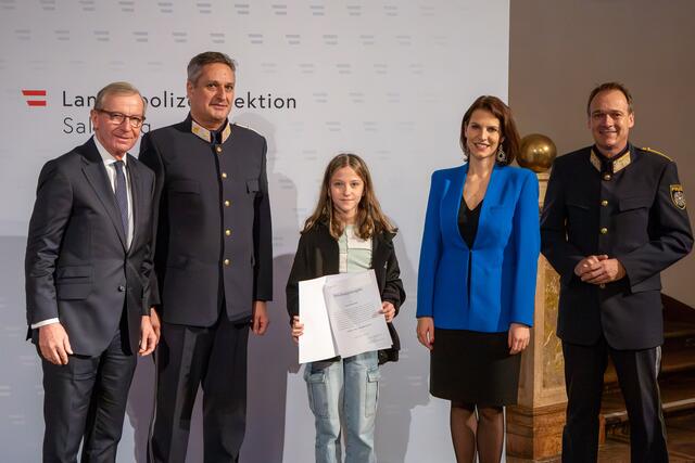 Zivilcourage kann Gefahren abwehren und das Einschreiten der Polizei wesentlich unterstützen. Gemeinsam mit allen Bürgerinnen und Bürgern kann am besten für Sicherheit gesorgt werden. | Foto: Landespolizeidirektion Salzburg