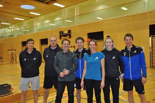 Das Organisationsteam rund um Direktor Jürgen Kiechl und Sportkoordinatorin Karoline Falkner. | Foto: Dorn