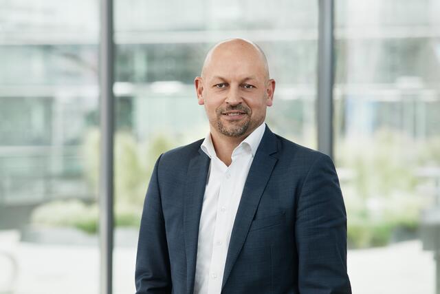 Mag. Lukas Schreiner leitet ab sofort den Personalbereich und damit alle HR-Agenden der Flughafen Wien AG und ihrer Tochtergesellschaften. | Foto: Flughafen Wien