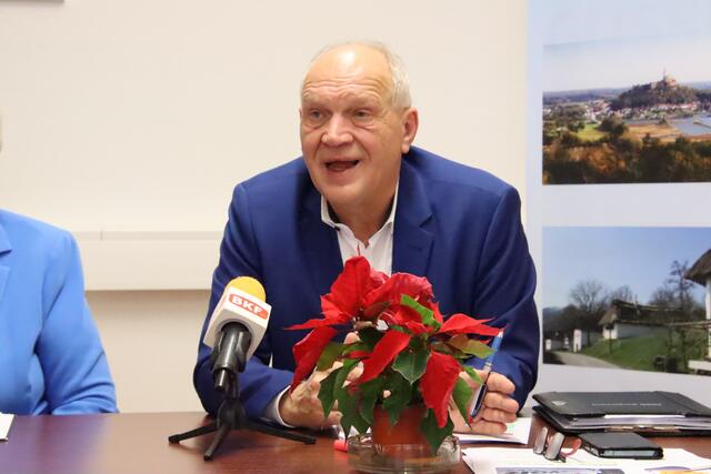 SPÖ-Pendlersprecher Wolfgang Sodl: 11.799 Anrufsammeltaxi-Fahrgäste in drei Monaten. | Foto: Martin Wurglits