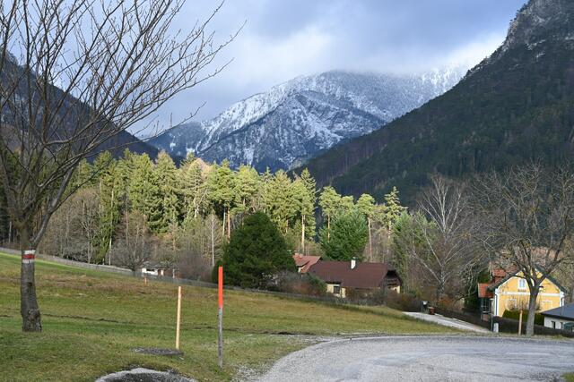 Schneeberg in Wolken