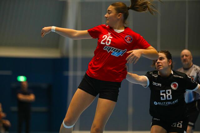 Beste Werferin des Frauenteams des WAT Fünfhaus am  Samstagabend war die aus Vorarlberg kommende Chiara Miljkovic mit 5 Toren.  | Foto: Foto: WAT Fünfhaus/Xavi Vegas