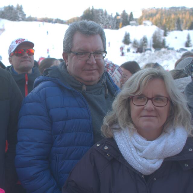 Unter den hunderten Zusehern waren etwa Erwin und Ulli Gradnitzer aus Nötsch.