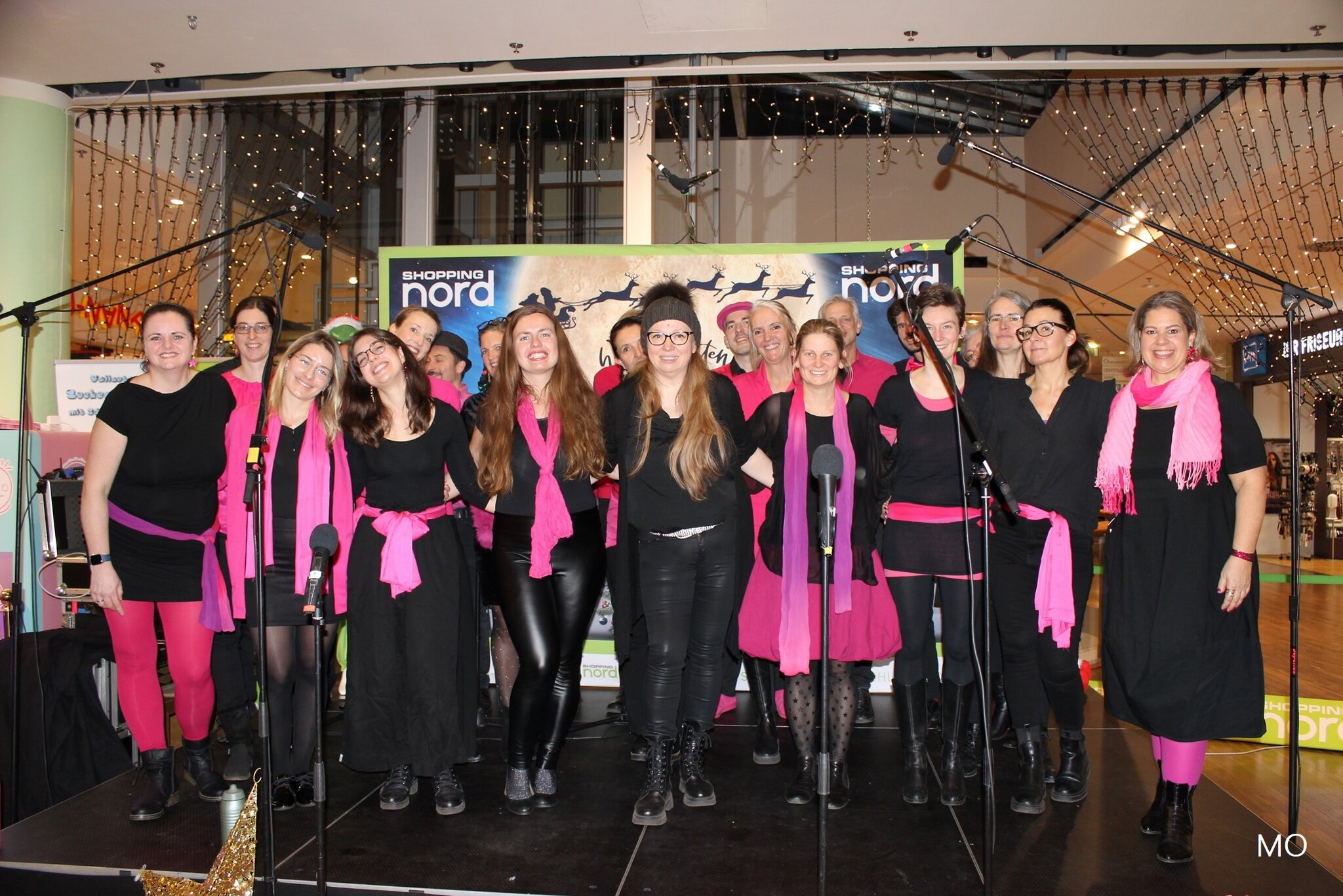Der GRAZ GOSPEL CHOR war mit einem fantastischen Weihnachtskonzert im