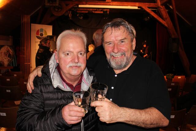 Desmond Doyle mit dem Maler und Autor Karl Kluscarits  | Foto: Helga Dietmaier