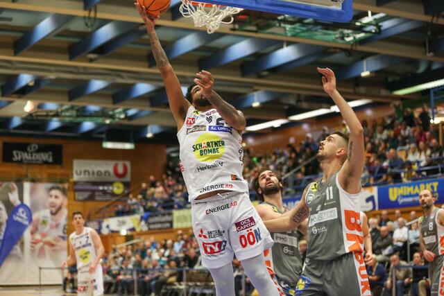 Nach starkem Beginn der Gmunder kamen die Gäste immer besser ins Spiel. | Foto: Kienesberger