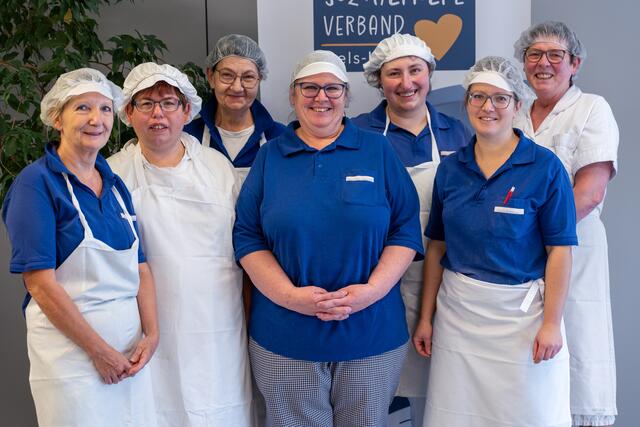 Die Jobpalette umfasst neben Haustechnik, Verwaltung und Leitung auch den Bereich der hauseigenen Küche, die zusätzlich Lehrlinge ausbildet. | Foto: BRS