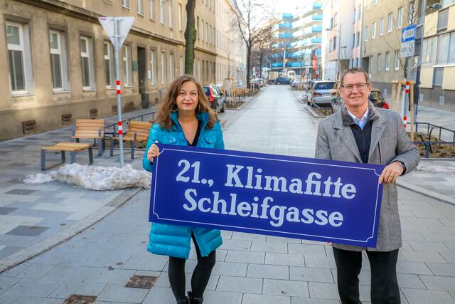 Nächste großflächige Neugestaltung in Wien besiegelt: in der Schleifgasse in Floridsdorf wurden 3.000 Quadratmeter "entasphaltiert" und begrünt. | Foto: PID/Christian Fürthner