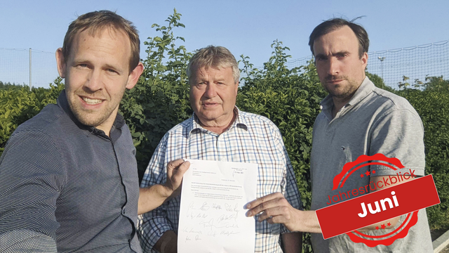 Die Opposition, mit Georg Ecker (Grüne), Wolfgang Scharinger (Liste Scharinger) und Friedrich Dechant (SPÖ) ist sich einig, dass ein Baustopp her muss. | Foto: Ecker