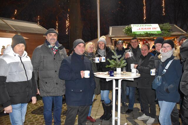 Der Weihnachtsmarkt in Rechnitz war an beiden Tagen bestens besucht. | Foto: Michael Strini