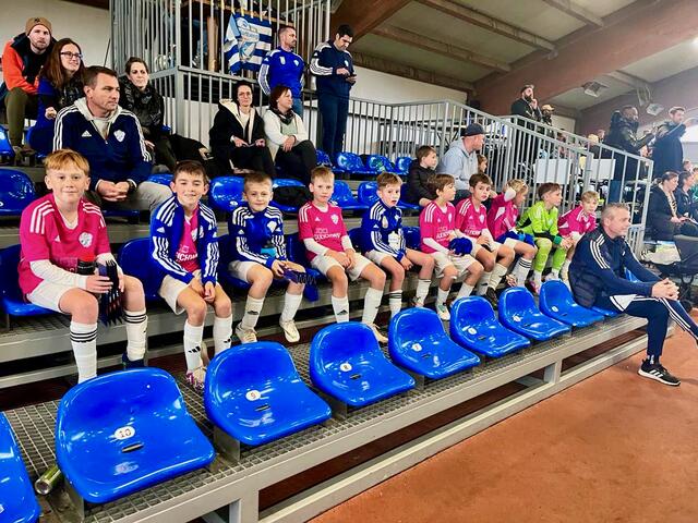 Zahlreiche Eltern begleiteten die U10-Juniors nach Dorum. | Foto: KK