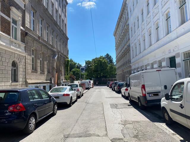 Die Rötzergasse wird zu einer Wohnstraße. | Foto: Marie J.