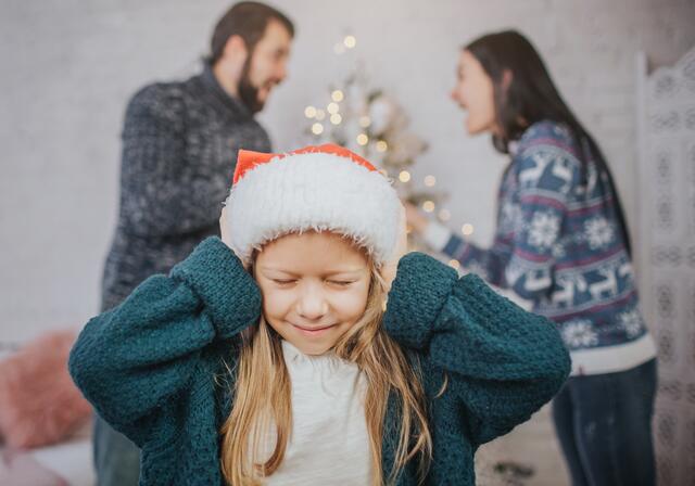 Damit kein Streit unter Baum entsteht, sollte man zuhören, offen über Bedürfnisse sprechen und Erwartungen zurückfahren. | Foto: Foto: PantherMedia/Estradaanton