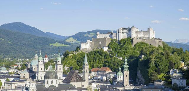 Salzburg zeichnet sich als Stadt schon lange nicht mehr durch durch hohes Kulturgut aus. Auch der Unternehmergeist wird hier großgeschrieben. | Foto: Neumayr