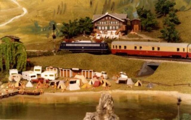 Weihnachtsausstellung des Modellbahnvereins – Gleise, Weichen, Signale, alles im Kleinformat | Foto: ESV Innsbruck