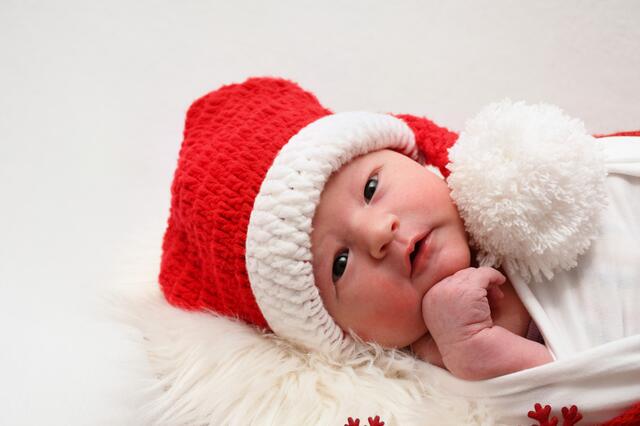 Celina

Geburtsdatum: 13.12.2023
Geburtszeit: 23:40 Uhr
Schwester: Chiara
Geburtsgewicht: 3750 g
Größe bei Geburt: 53 cm
Claudia Capellari und Raphael Kreuter aus St. Lambrecht | Foto: Babysmile