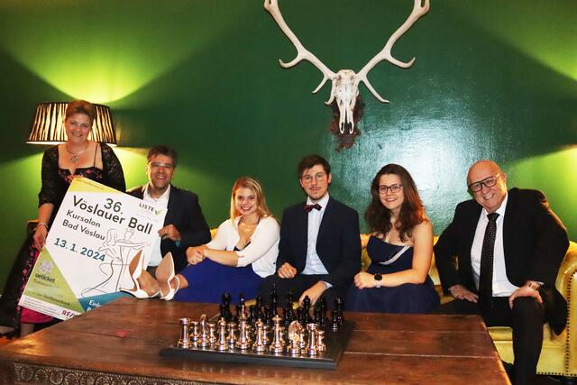 StRin Doris Sunk, Bgm. Christian Flammer, Catharina Sunk, GR Lukas Schinner, Carina Flammer und Vize-Bgm. a.D. Gerhard Sevcik.
 | Foto: LISTE Flammer/B. Windwarder
