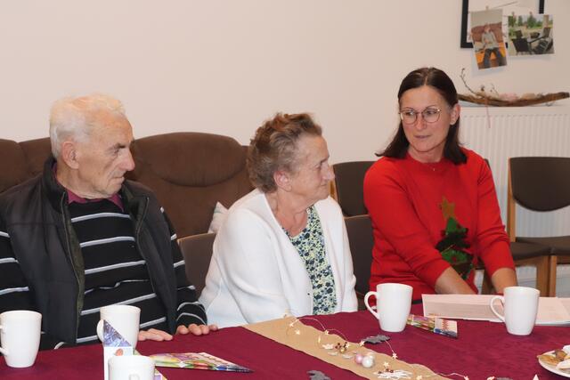 Im Vitalen Wohnen feierten die Bewohnerinnen und Bewohner ihr erstes Weihnachtsfest in neuer Runde und Umgebung. | Foto: BRS / Kunde