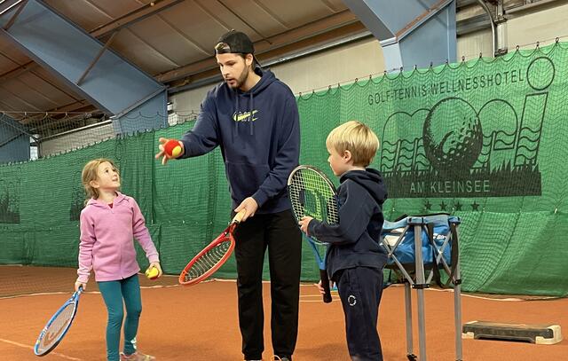Auf spielerische Weise den Tennissport kennenlernen | Foto: RegionalMedien