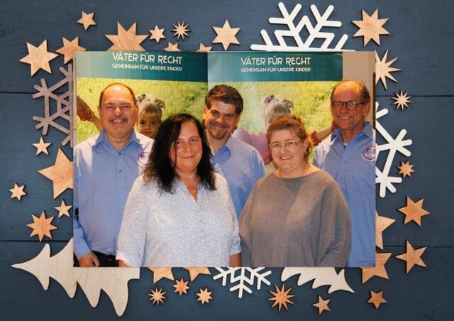 Vorstand und Berater ( von links nach rechts ): Nicole Weiner, Carin Egger (vorne) und Clemens Costisella, Andreas Radinger und Prof. Mag. Johannes Masser (hinten)