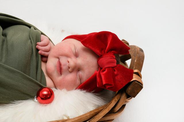 Sophie

Geburtsdatum: 16.12.2023
Geburtszeit: 05:29 Uhr
Geburtsgewicht: 3910 g
Größe bei Geburt: 54 cm
Jacqueline und Pascal Knefz aus Bretstein | Foto: Babysmile
