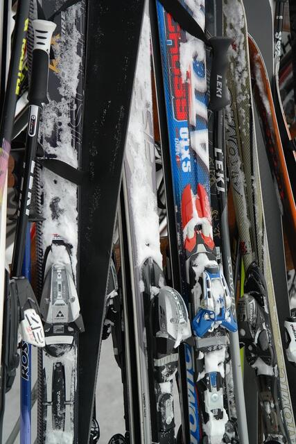 Wiederholt kam es zu Skidiebstählen im Raum Ischgl. Die Polizei konnte nun drei Verdächtige dingfest machen.  | Foto: Pixabay