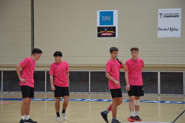 In der Pause gab es eine kleine Showeinlage. | Foto: Anika Paul