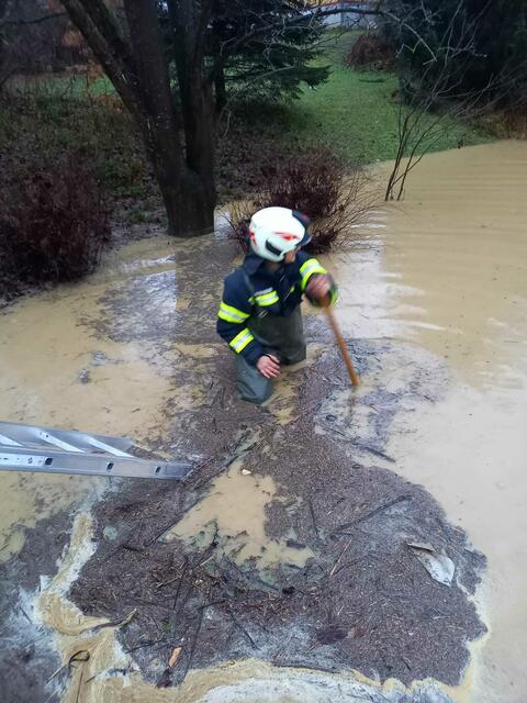 Die Feuerwehr Kohfidisch rückte am 23. November aus. | Foto: Feuerwehr Kohfidisch