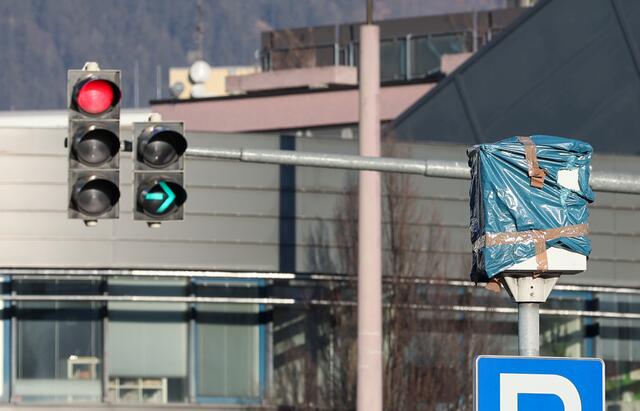 Gefühlt sind es viel mehr, aber in Innsbruck gibt es "nur" 120 Ampeln. | Foto: zeitungsfoto.at