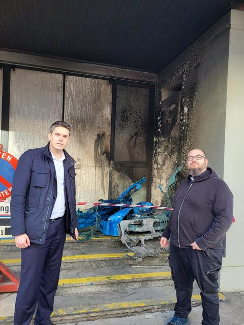 ÖVP Ottakring Obmann Stefan Trittner und Pfarrer Jesus David Jaen Villalobos. | Foto: ÖVP 1160