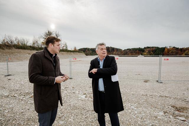 In Ohlsdorf in Oberösterreich fiel Waldfläche dem Wirtschaftswachstum zum Opfer, doch auch daraus wurde leider nichts. | Foto: Werner Dedl