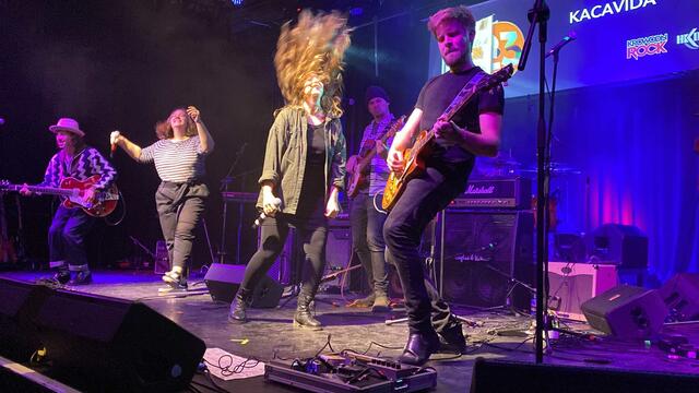 Kacavida gabe ein starkes Lebenszeichen von sich