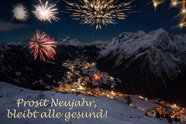 Bild # 5699: Bergsilvester über dem Talkessel Landeck - Zams | Foto: © by Ing. Günter Kramarcsik