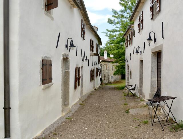 wer die Ruhe im Urlaub sucht, abseits vom Trubel, findet hier aussergewöhnliche Apartments