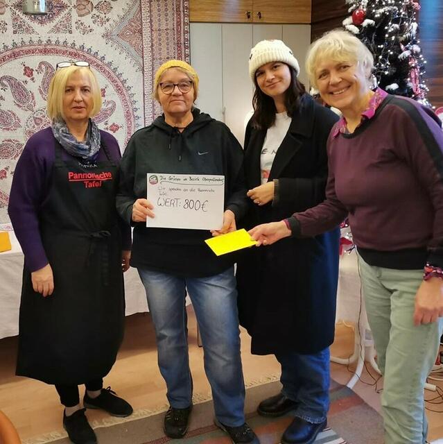 “Die wichtige Arbeit unterstützen wir gerne. Wir wünschen der Pannonischen Tafel im kommenden Jahr eine solide Unterstützung und Anerkennung von öffentlicher Hand”, überbringt Bezirkssprecherin Federica Hannel ihre Neujahrswünsche. | Foto: Grüne Oberpullendorf