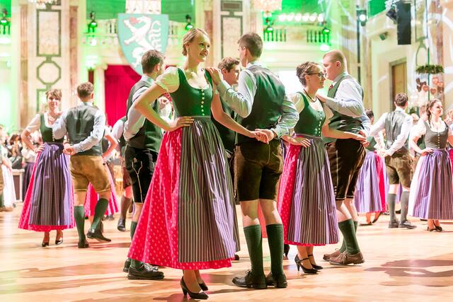 Der traditionelle Steirerball findet auch 2024 wieder in der Wiener Hofburg statt.  | Foto: Verein der Steirer