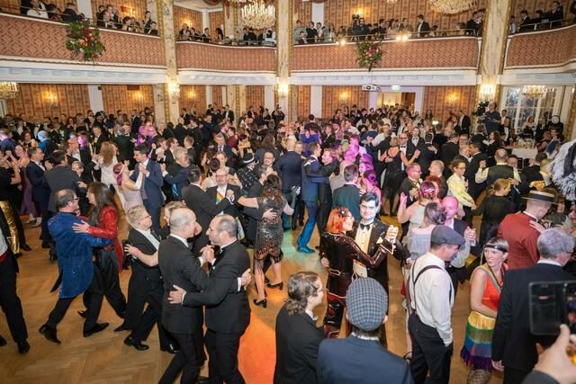 So sah es beim Wiener Regenbogenball 2023 aus. | Foto: René Brunhölzl/RMW