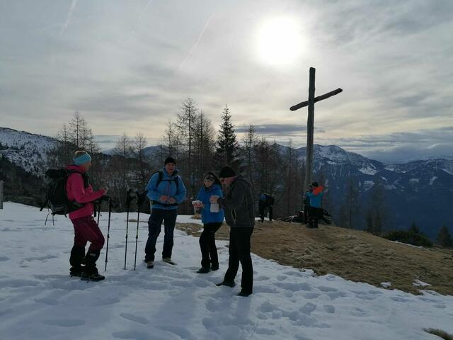 Etwa 40 Bergfreunde waren bei der Wanderung dabei. | Foto: Privat