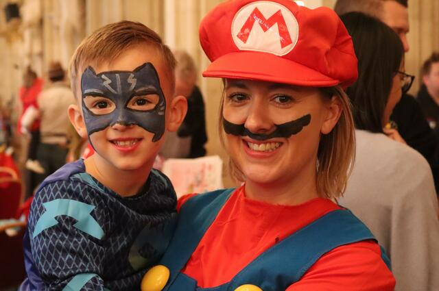 Die Kinder und die Erwachsenen fiebern schon dem Fasching entgegen. | Foto: Kinderfreunde 10/11