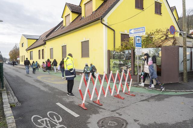 1,5 Millionen ließ sich die Stadt Graz Projekte zur Sicherheit von Fußgängerinnen und Fußgängern im vergangenen Jahr kosten. Dazu zählen auch die Schaffung dreier Schulstraßen, wie in der Aribonenstraße. | Foto: Stadt Graz