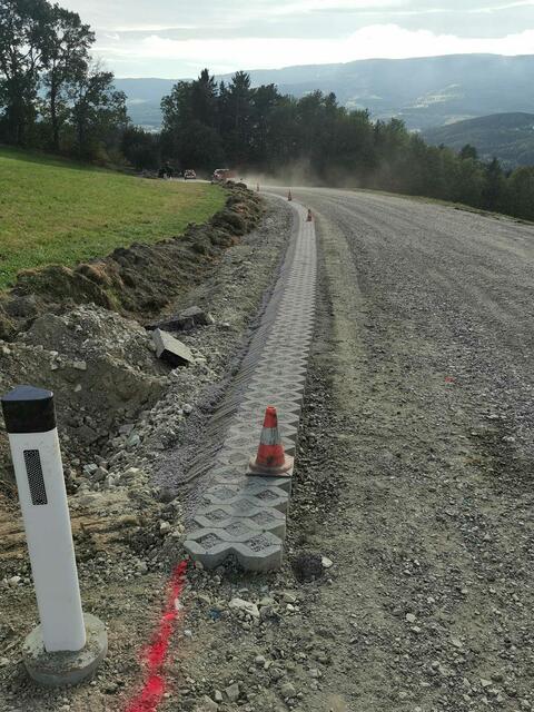 Verkehrssicherheit steht, so wie hier beim Tavernenweg, im Mittelpunkt. | Foto: Marktgemeinde Pöllau