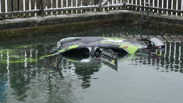 Johannes Keferböck versenkte seinen Boliden in einem Löschteich in Obermarreith. | Foto: BRS/Thomas Siegl
