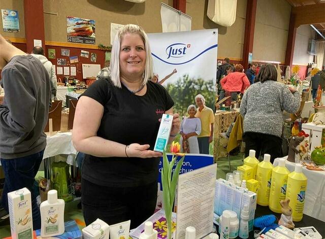 Magdalena Weiss beschäftigt sich mit natürlichen Hilfsmitteln. | Foto: B. Dangl