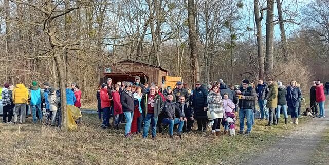 Gruppenfoto vor der Labestation in der Eckartsauer Au. | Foto: R.Makoschitz