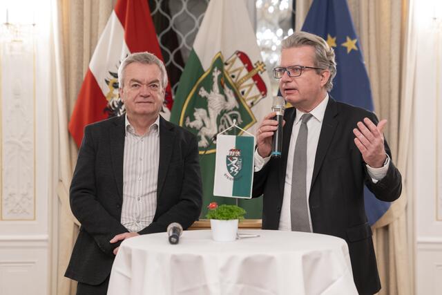 Landeshauptmann Christopher Drexler betonte in seiner Ansprache "den steirischen Weg des Miteinanders". | Foto: Land Steiermark/Binder