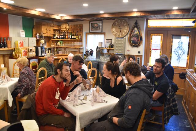 Die Stimmung in der Stube war gut. | Foto: RegionalMedien