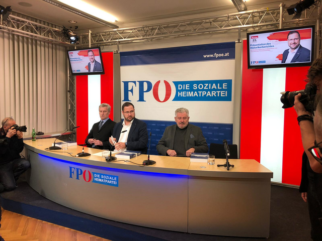 Auf der Europawahlliste hinter Vilimsky folgen auf den Listenplätzen drei und vier die bisherigen EU-Mandatare Georg Mayer und Roman Haider | Foto: RMA