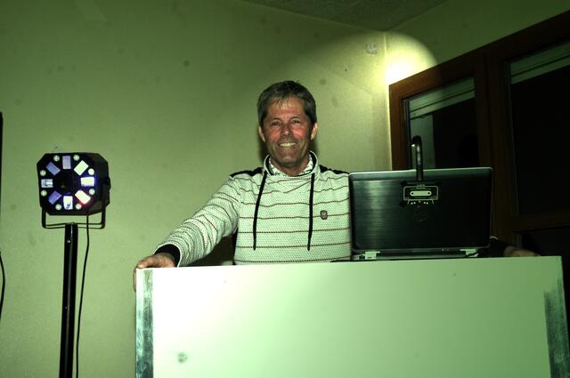 Wo er ist, spielt die Musik: DJ Berni war bei der After-Show-Party in Top-Form! | Foto: Manfred Hassl
