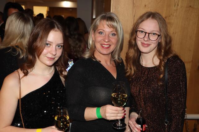 Rumina, Ursula und Laura Schest | Foto: Christopher Polesnig