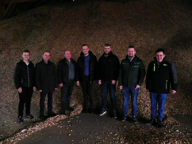 Insgesamt acht Landwirte betreiben die Waldwärme Gurten. | Foto: Gurten